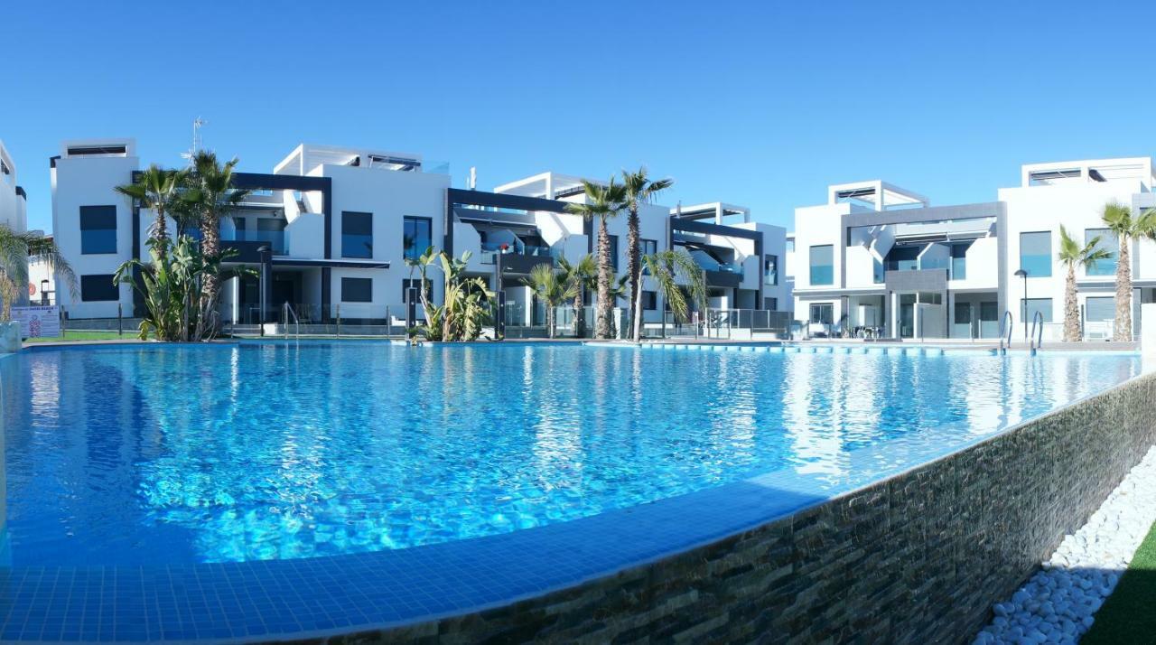 Apartment Oasis Beach La Zenia Orihuela Exteriör bild